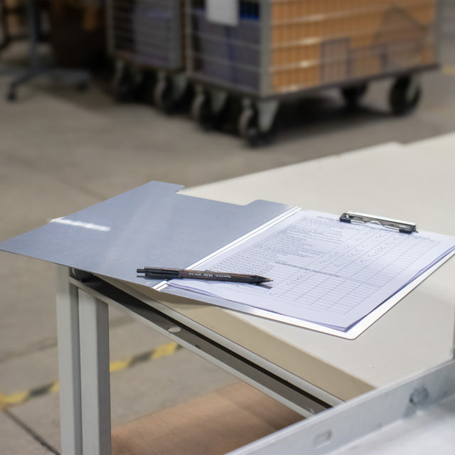 Clipboard with Flap, Aluminium, A4, Portrait