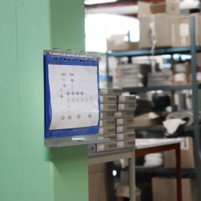 Magnetic 4-Ring Display Binder with Ledge, Aluminium, A4, Landscape