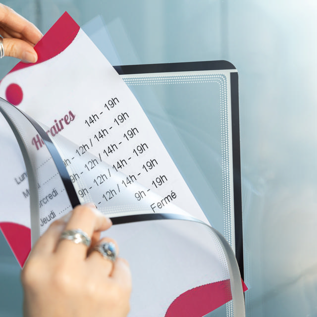 Magneto Window Grip Frame Display Pocket, Repositionable, A4