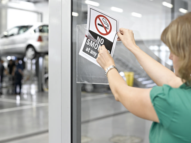 Kang Easy Clic Self-adhesive Signage Pocket, Repositionable, A4, Red Corner