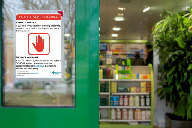 Kang Easy Clic Self-adhesive Signage Pocket, Repositionable, A4, Red Corner