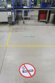 Self-adhesive safety pictogram, No smoking