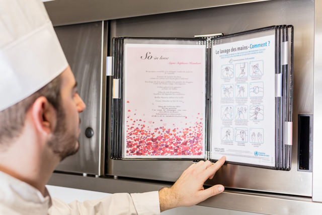 Tarifold Antimicrobial Stainless Steel Wall Document Display System, A4, 10 Pockets