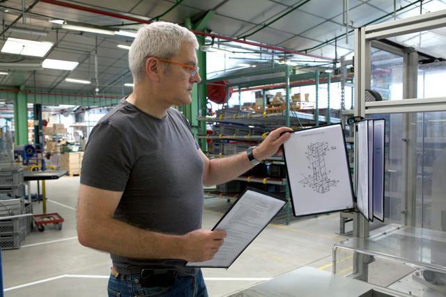 Tarifold Pro Wall Document Display System, A4, 10 Easy Load PP Pockets