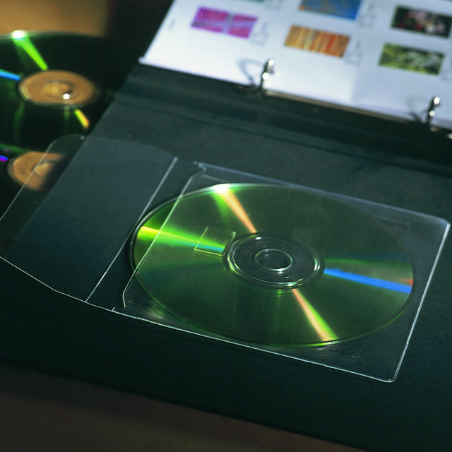 Self-adhesive CD Pocket, with Flap, Permanent