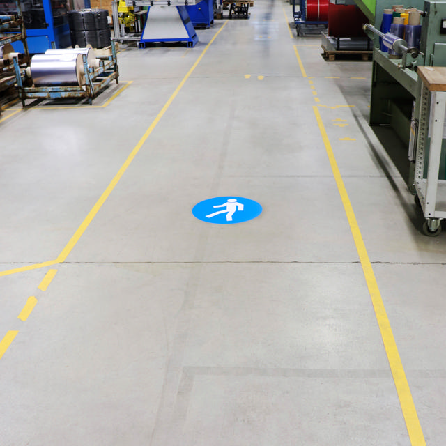 Self-adhesive safety pictogram, Use pedestrian walkway