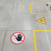 Self-adhesive safety pictogram, Caution forklifts